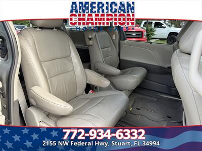 2015 Toyota Sienna XLE 8-Passenger   - Photo 14 - Stuart, FL 34994