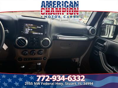2017 Jeep Wrangler Sahara   - Photo 19 - Stuart, FL 34994