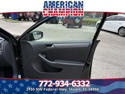 2016 Volkswagen Jetta 1.8T Sport   - Photo 13 - Stuart, FL 34994