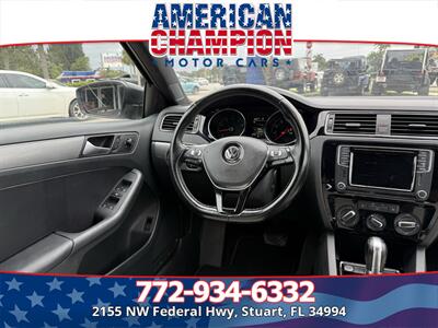 2016 Volkswagen Jetta 1.8T Sport   - Photo 17 - Stuart, FL 34994