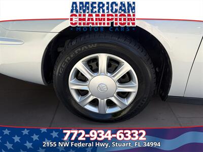 2005 Buick LaCrosse CX   - Photo 8 - Stuart, FL 34994