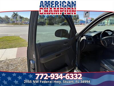 2007 GMC Yukon Denali - Photo 6 - Stuart, FL 34994