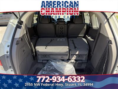 2015 Honda Odyssey Touring Elite   - Photo 9 - Stuart, FL 34994