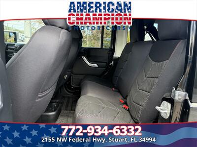 2017 Jeep Wrangler Rubicon   - Photo 13 - Stuart, FL 34994