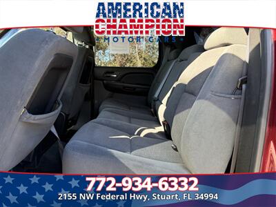 2008 Chevrolet Avalanche LS   - Photo 11 - Stuart, FL 34994