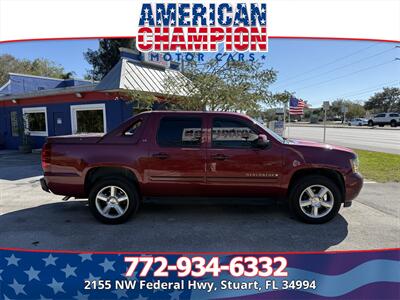 2008 Chevrolet Avalanche LS   - Photo 5 - Stuart, FL 34994