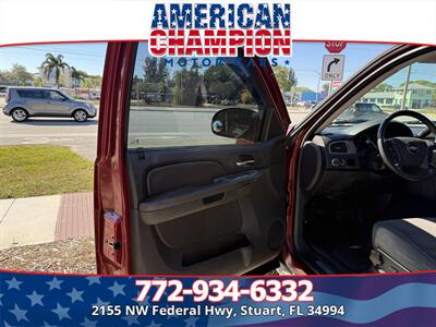 2008 Chevrolet Avalanche LS   - Photo 8 - Stuart, FL 34994