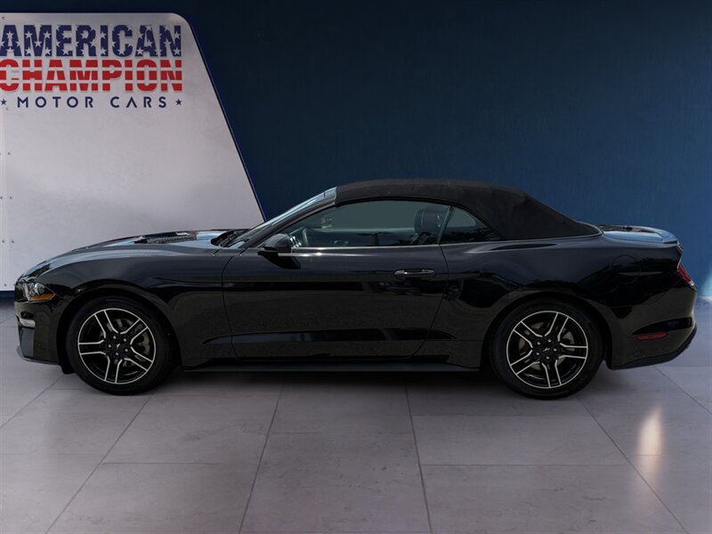 2021 Ford Mustang EcoBoost Premium  