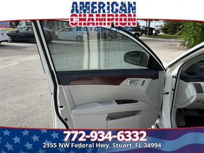 2011 Toyota Avalon Limited - Photo 9 - Stuart, FL 34994