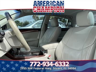 2011 Toyota Avalon Limited   - Photo 3 - Stuart, FL 34994