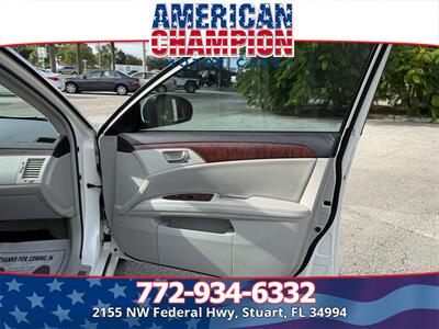 2011 Toyota Avalon Limited - Photo 13 - Stuart, FL 34994