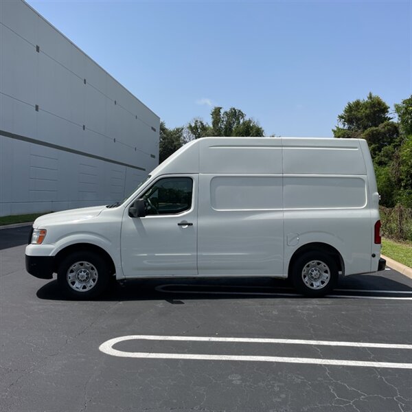 2018 Nissan NV 2500 HD SV  