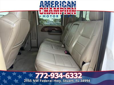 2005 Ford F-250 Super Duty Lariat 4dr Crew Cab Lariat - Photo 11 - Stuart, FL 34994