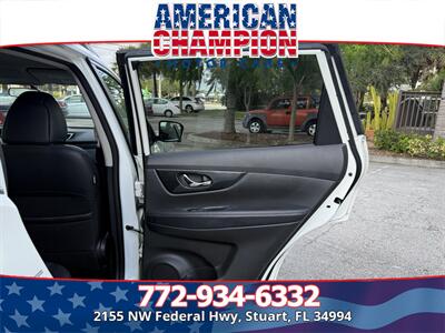 2015 Nissan Rogue SL   - Photo 16 - Stuart, FL 34994