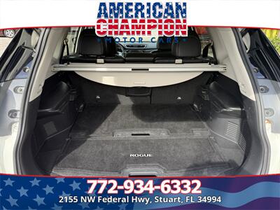 2015 Nissan Rogue SL   - Photo 13 - Stuart, FL 34994
