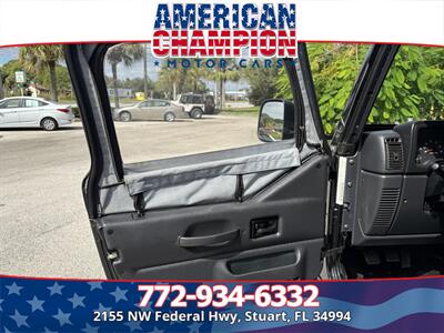 2006 Jeep Wrangler X X 2dr SUV   - Photo 9 - Stuart, FL 34994