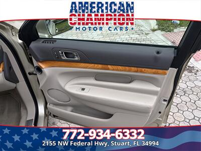2010 Lincoln MKT   - Photo 12 - Stuart, FL 34994