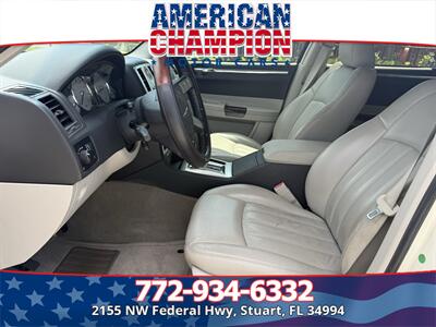 2006 Chrysler 300C   - Photo 10 - Stuart, FL 34994