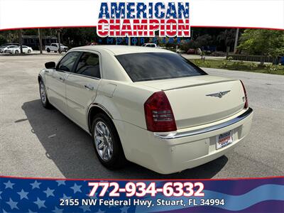 2006 Chrysler 300C   - Photo 5 - Stuart, FL 34994
