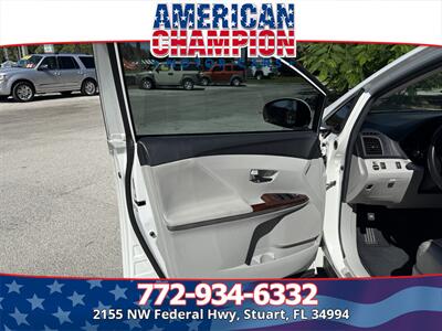 2011 Toyota Venza AWD V6   - Photo 9 - Stuart, FL 34994
