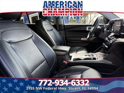 2022 Ford Explorer Limited   - Photo 15 - Stuart, FL 34994