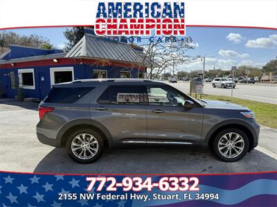 2022 Ford Explorer Limited   - Photo 6 - Stuart, FL 34994