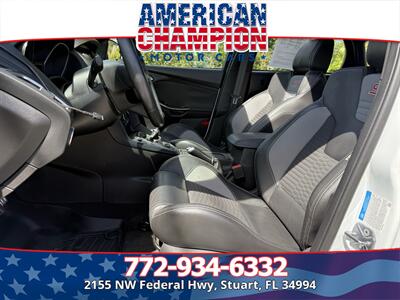 2018 Ford Focus ST   - Photo 12 - Stuart, FL 34994