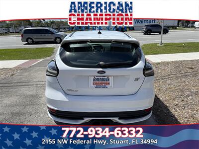2018 Ford Focus ST   - Photo 4 - Stuart, FL 34994