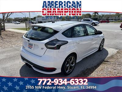 2018 Ford Focus ST   - Photo 5 - Stuart, FL 34994