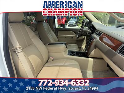 2014 Chevrolet Suburban LT   - Photo 10 - Stuart, FL 34994