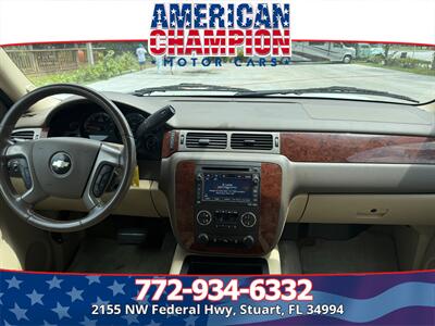 2014 Chevrolet Suburban LT   - Photo 13 - Stuart, FL 34994