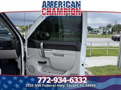 2011 Chevrolet Silverado 1500 LT - Photo 13 - Stuart, FL 34994