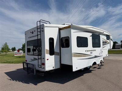 2011 Crossroads Cruiser 335SS - Photo 3 - Goshen, IN 46526