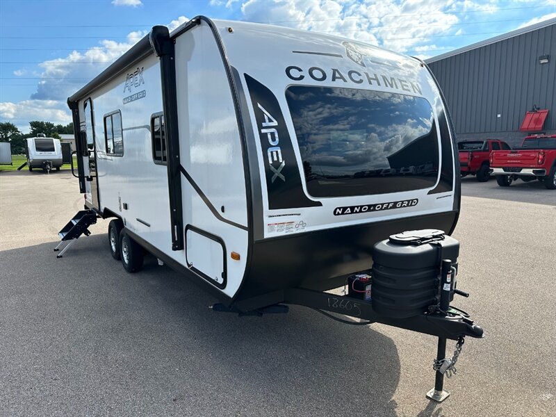 2025 Coachmen Apex Nano 213RDS - Photo 8 - Goshen, IN 46526