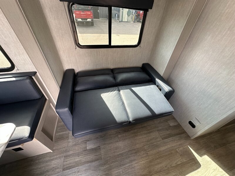 2025 Coachmen Apex Nano 213RDS - Photo 16 - Goshen, IN 46526