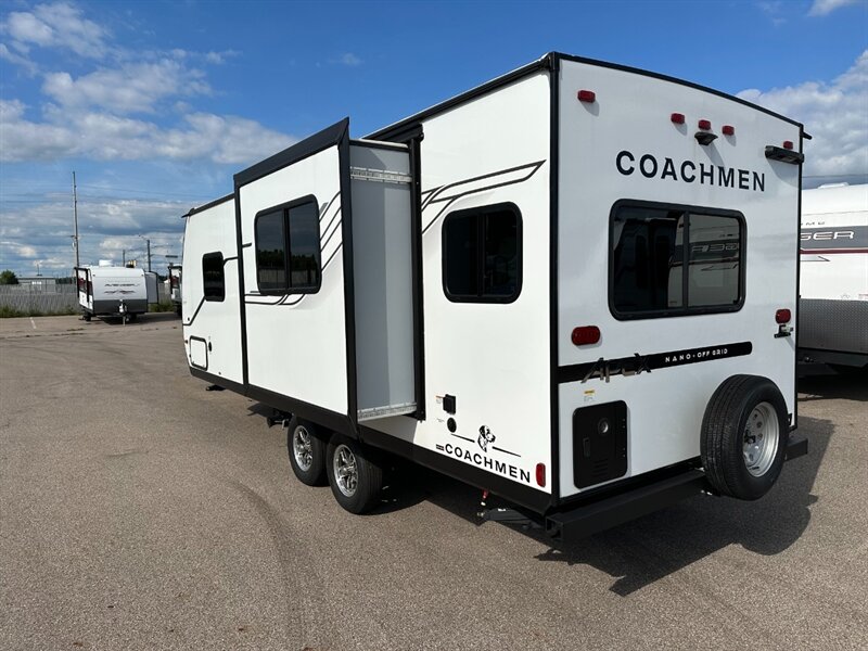 2025 Coachmen Apex Nano 213RDS - Photo 6 - Goshen, IN 46526