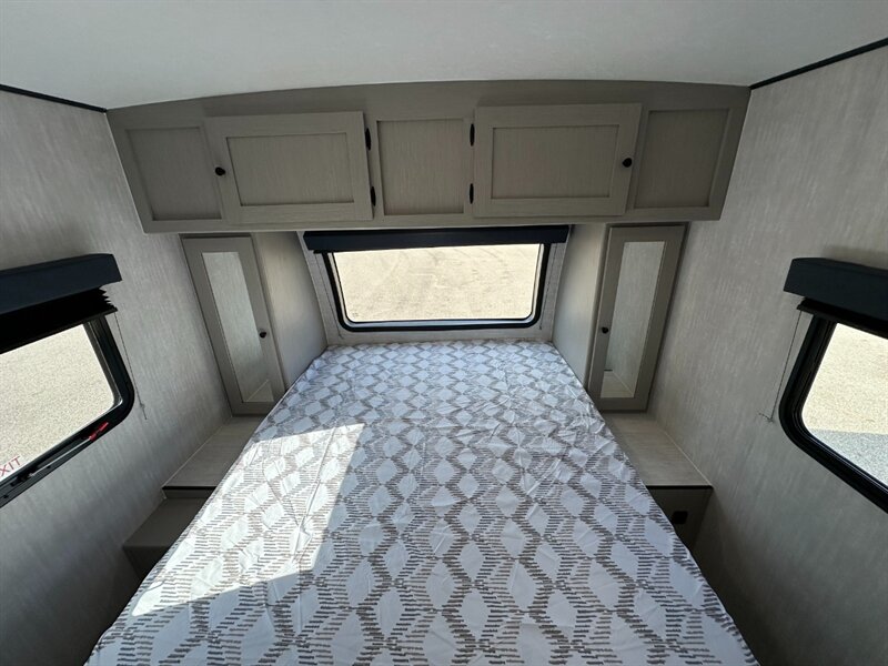 2025 Coachmen Apex Nano 213RDS - Photo 25 - Goshen, IN 46526