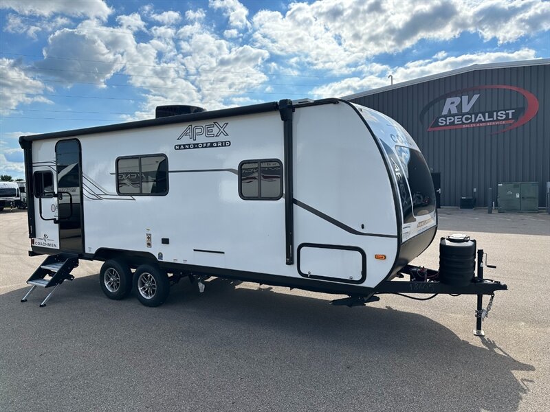 2025 Coachmen Apex Nano 213RDS - Photo 4 - Goshen, IN 46526