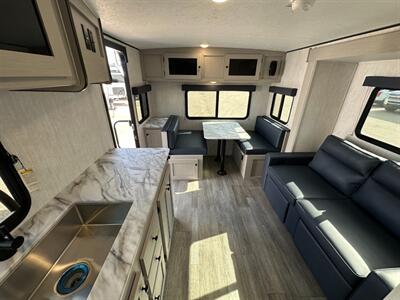 2025 Coachmen Apex Nano 213RDS   - Photo 13 - Goshen, IN 46526
