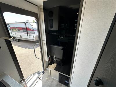 2026 Coachmen Northern Spirit 1943RB   - Photo 22 - Goshen, IN 46526