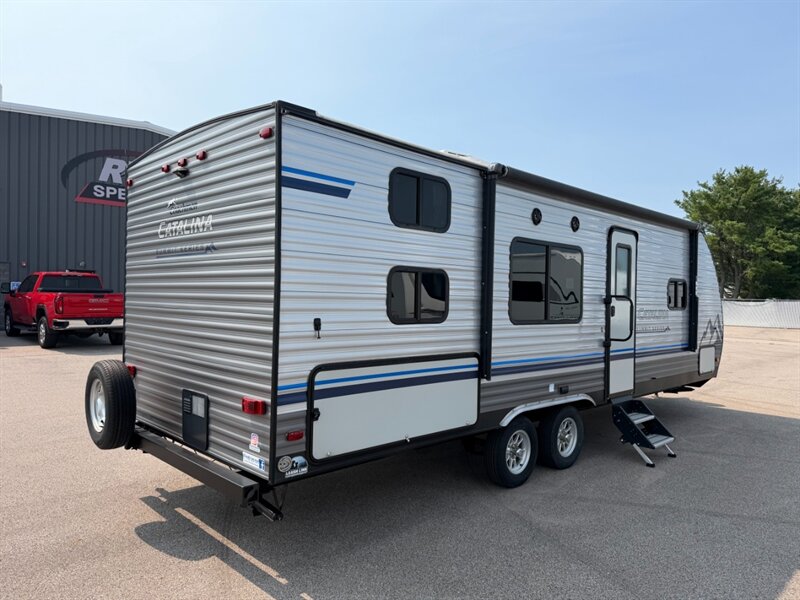 2020 Coachmen Catalina Summit Series 261BH - Photo 2 - Goshen, IN 46526