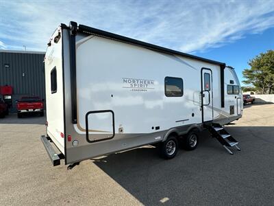 2025 Coachmen Northern Spirit 2565FK   - Photo 5 - Goshen, IN 46526