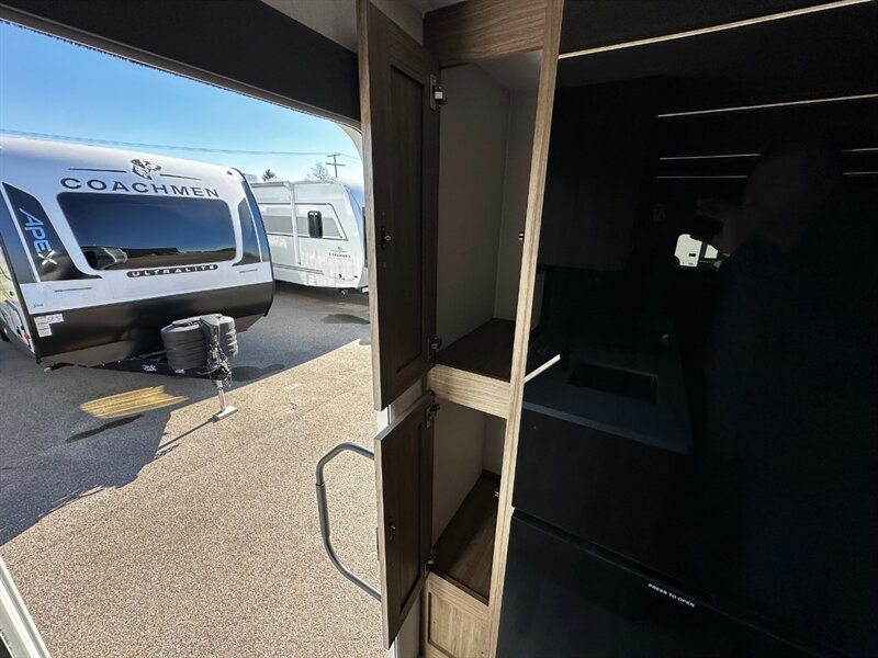 2026 Coachmen Freedom Express Select 19SE - Photo 23 - Goshen, IN 46526