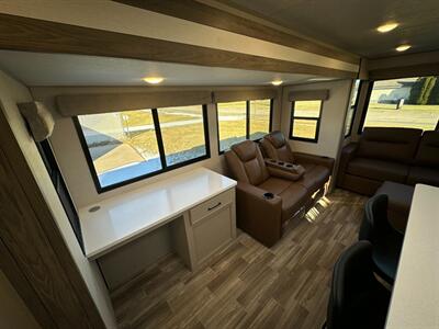 2025 Forest River Vibe 2800RL   - Photo 9 - Goshen, IN 46526