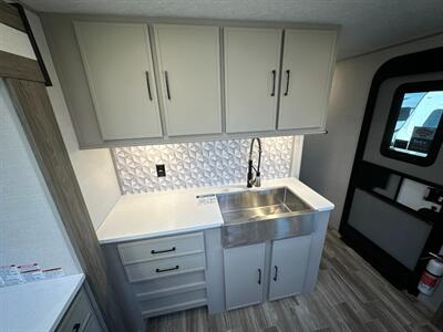 2025 Forest River Vibe 2800RL   - Photo 16 - Goshen, IN 46526