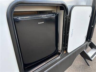 2025 Forest River Vibe 2800RL   - Photo 7 - Goshen, IN 46526