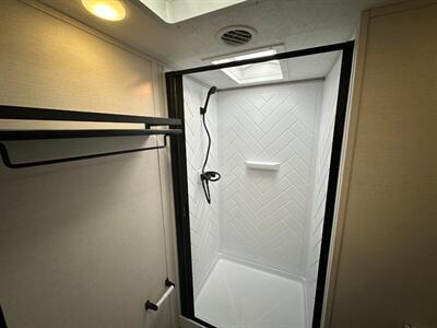 2025 Forest River Vibe 2800RL   - Photo 18 - Goshen, IN 46526