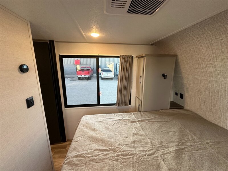 2025 Forest River Vibe 2600BH   - Photo 31 - Goshen, IN 46526