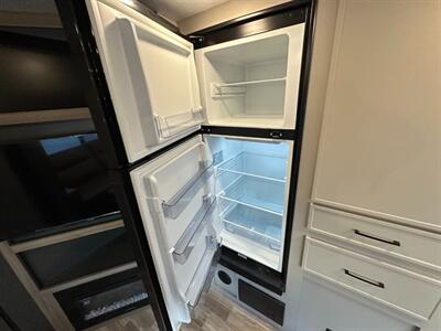 2025 Forest River Vibe 2600BH   - Photo 16 - Goshen, IN 46526