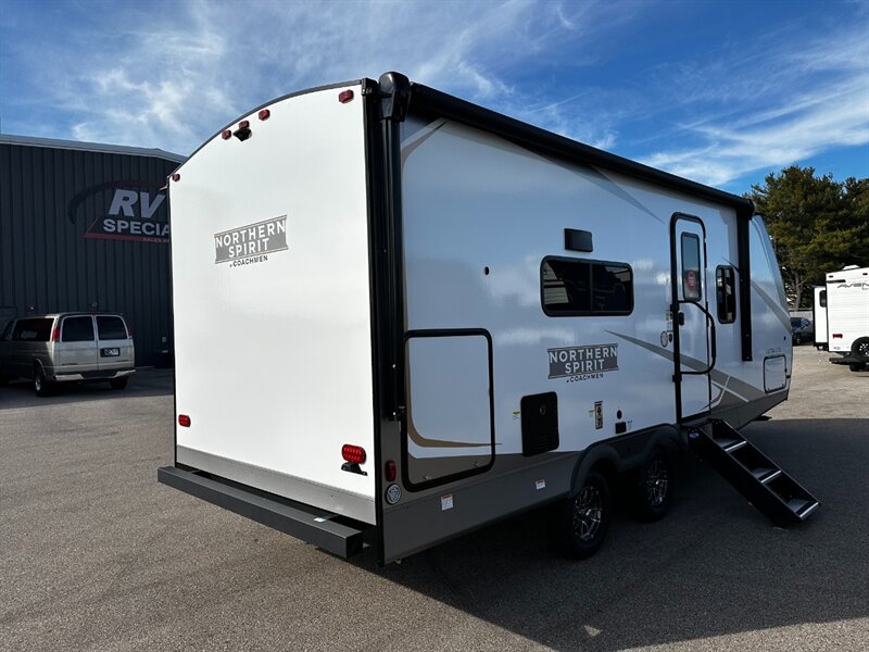 2026 Coachmen Northern Spirit 2353RB - Photo 5 - Goshen, IN 46526